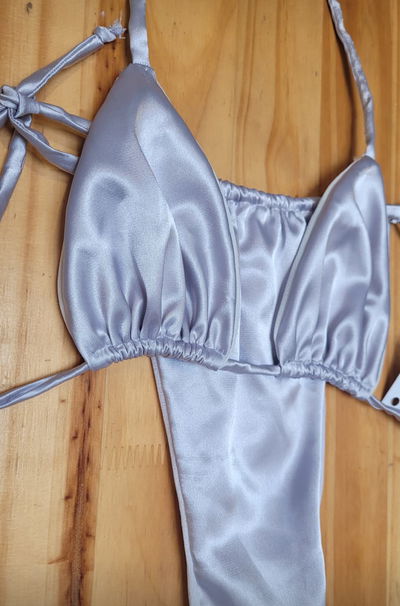 Bikini saten