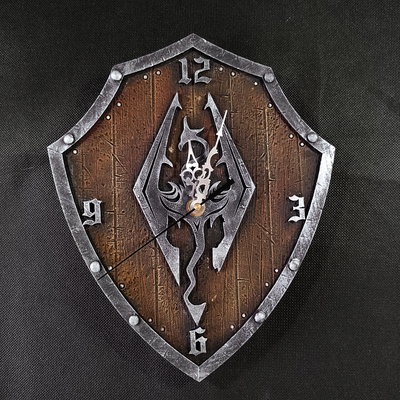 Reloj de Pared Artesanal Skyrim