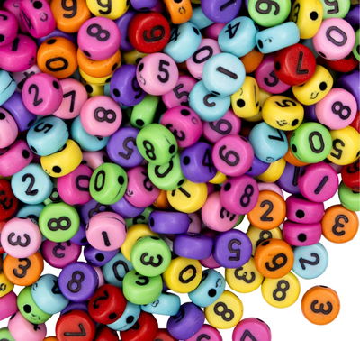 400u aprox números multicolor con negro (50g)
