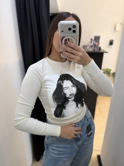 CAMISETA QUEEN BEIGE