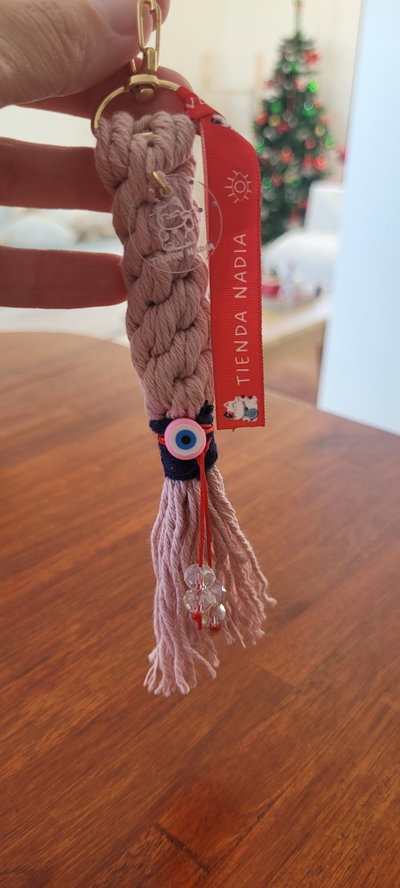 Llavero tejido macrame 