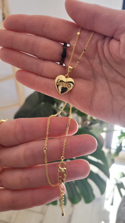 Cadena Love Gold