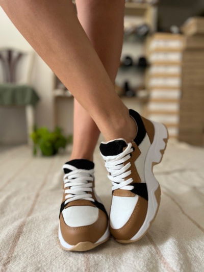 Sol - blanco, negro suela