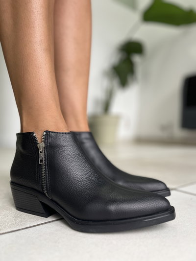 Mora - Negro 