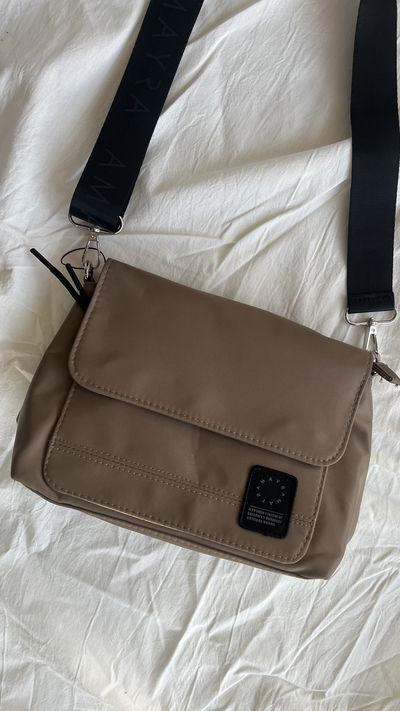 Cartera Amayra Beige