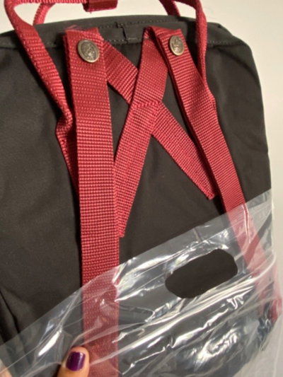 Mochila Kanken negra/roja