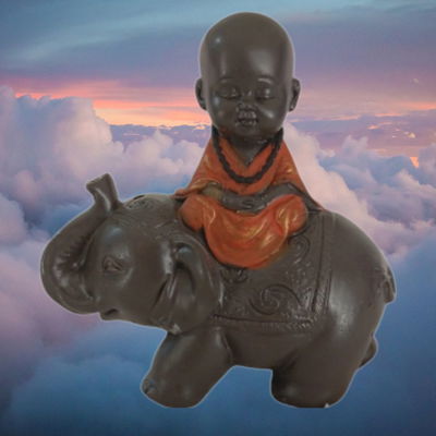 ELEFANTE CON MONJE 12 CM
