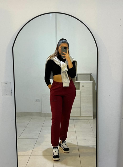 Jogger frizado liso