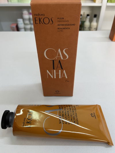 Pulpa para manos Ekos castaña 75g