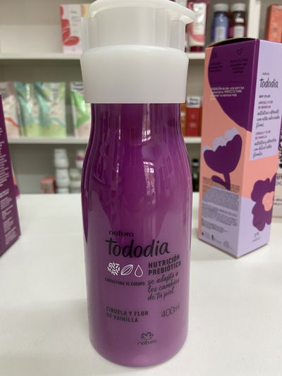 Crema corporal tododia Ciruela y flor de vainilla 400ml