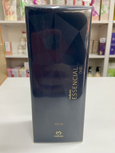 Essencial Oud femenino EDP 100ml