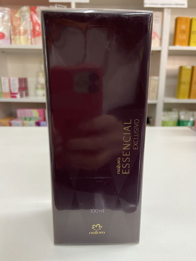 Perfume Essencial Exclusivo femenino EDP 100ml