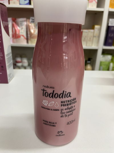 Crema corporal tododia mora roja y jabutica 400ml