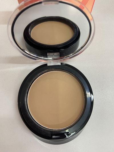 Polvo compacto Faces tono medio