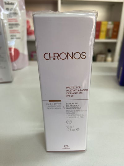 Chronos protector aclarador con fps50 medio/oscuro