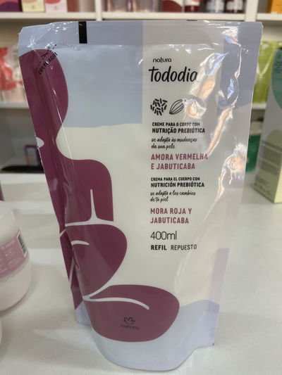 Repuesto crema corporal tododia mora roja y jabuticaba