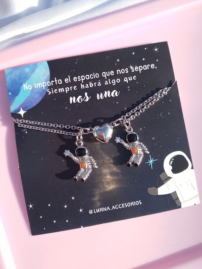 Collares ASTRONAUTAS (imán)