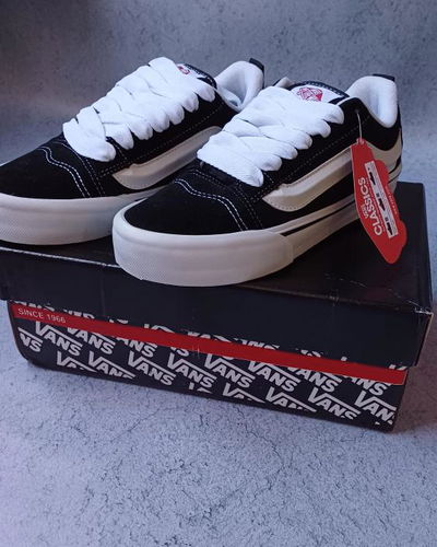 Vans knu premium