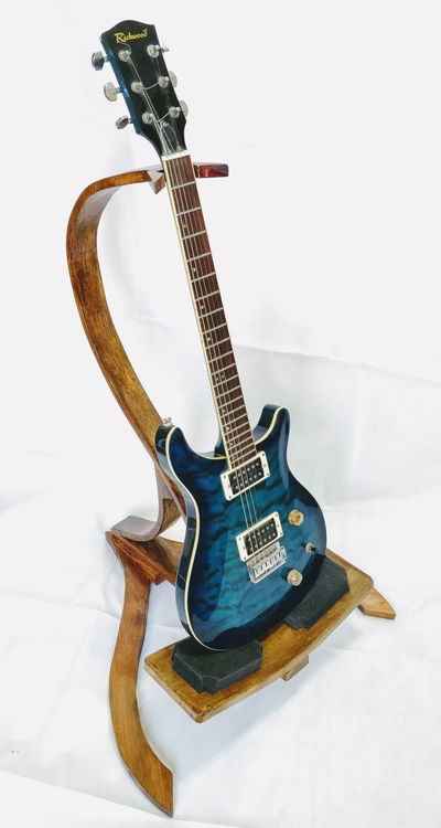 Soporte de guitarra de diseño