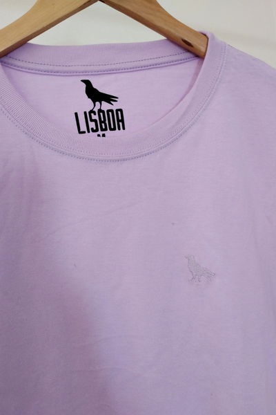 REMERA LISBOA LILA