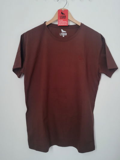 REMERA LISBOA CHOCOLATE