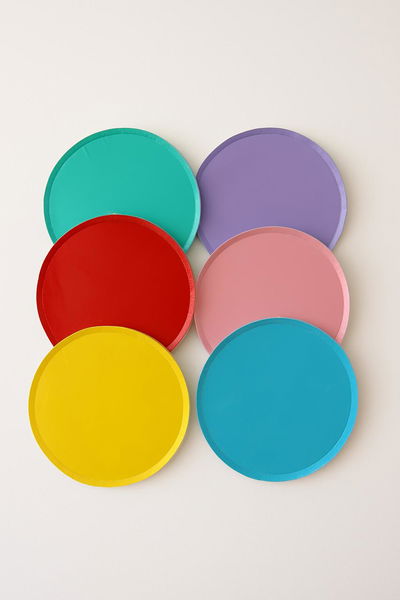 Cotillón Platos Planos x8 24cm COTILLON CUMPLEAÑOS DECORACION