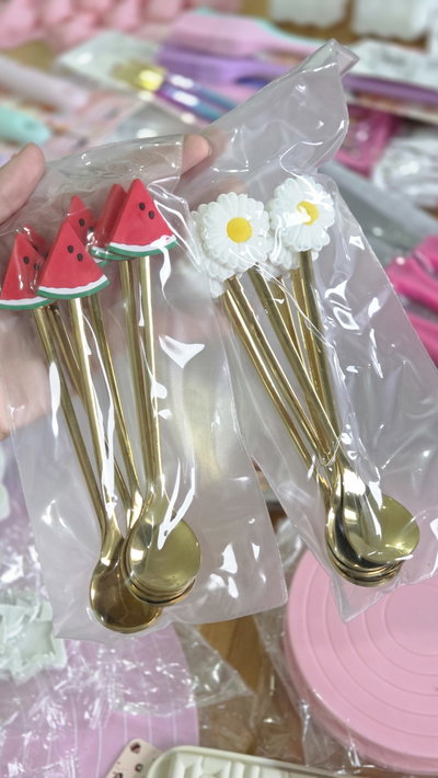 Cucharas doradas x6