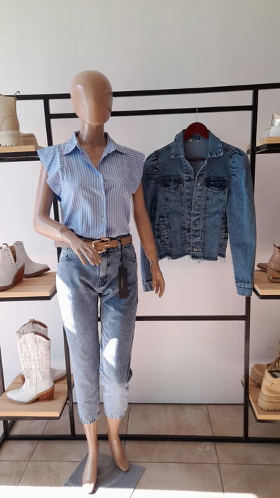 Campera de jeans manga princesa