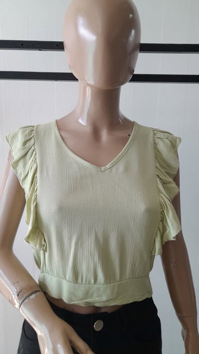 Blusa con nudo 