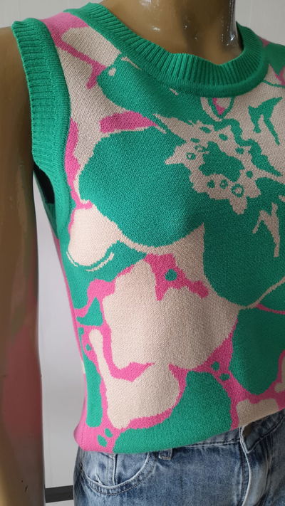 Musculosa tejida estampada