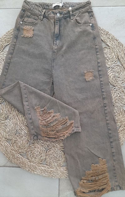 Jeans óxido con roturas