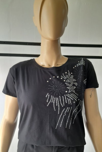 Remera algodón over con stras