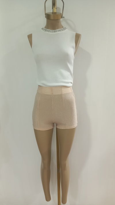 Short dama samon con brillo plateado