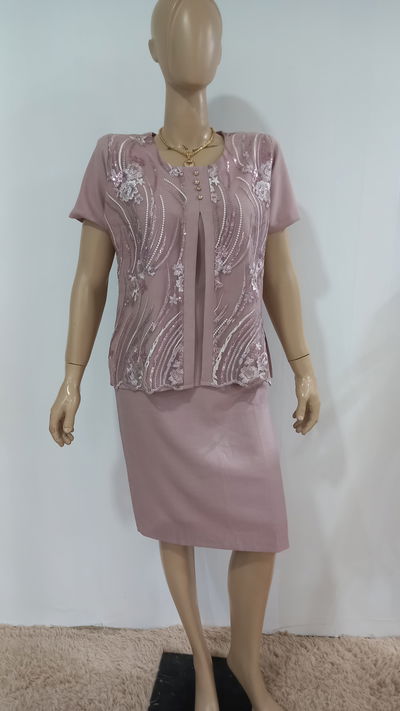 Conjunto señora blusa y pollera tul con brillo