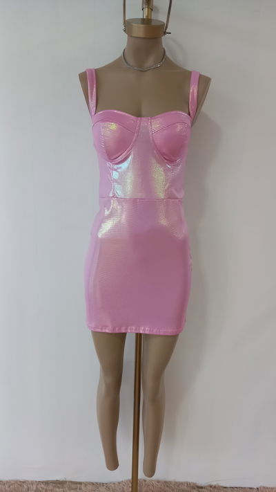 Vestido rosa metalizado