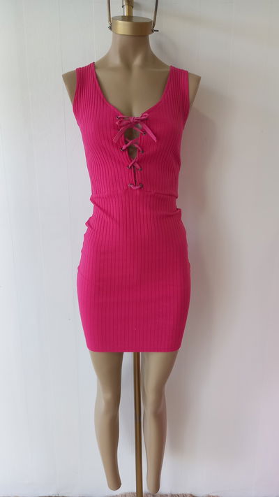 Vestido morley fuccia con cordón
