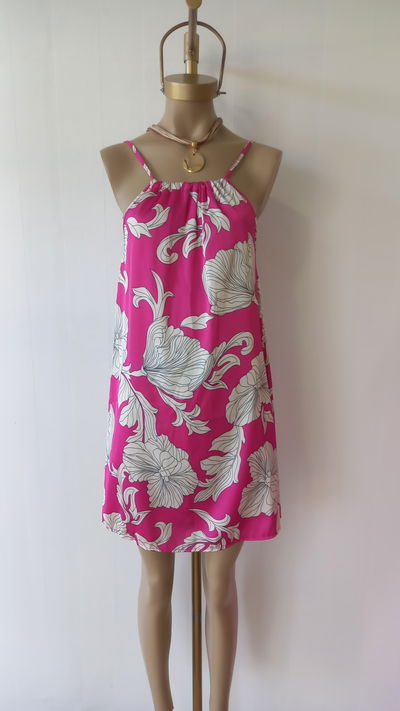 Vestido corto raso estampado
