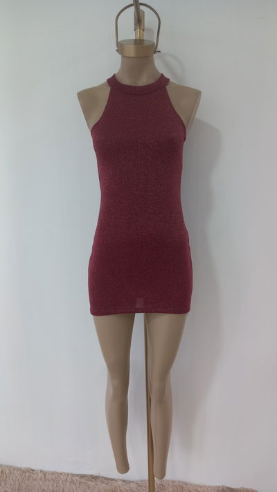 Vestido bordó con brillo