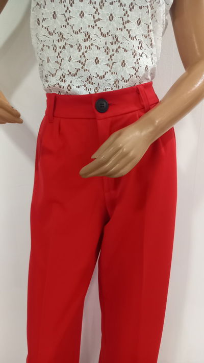 Sastrero palazo rojo