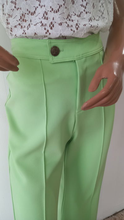 Pantalon sastrero verde manzana