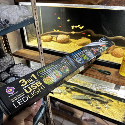 Luz RGB para Marinos y Agua Dulce con soporte, 3 modos y para Acuarios de 60 a 75cm