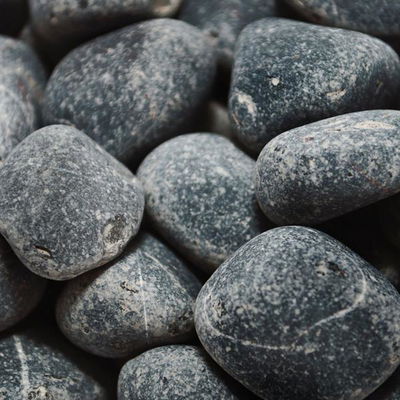 Roca Marmol Canteado Negro xKg