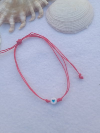 Tobillera de hilo chino con corazón 