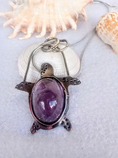Collar tortuga amatista 