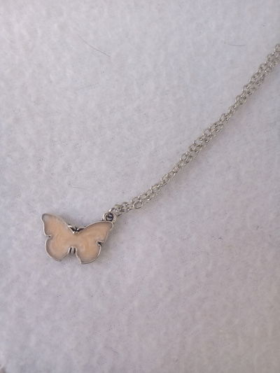 Collar mariposa 