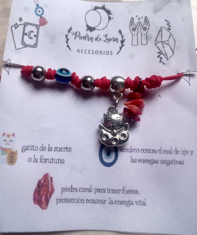 Pulsera  amuleto gatito  neko con ojo turco azul y coral 2.0