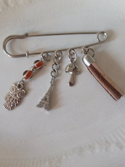 Prendedor lechuza con ojos turco  marrón 