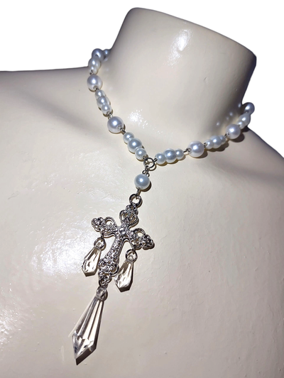Collar Britney - Acero (cruz de material fundición)