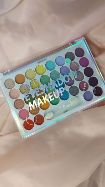 Paleta de sombras Mely