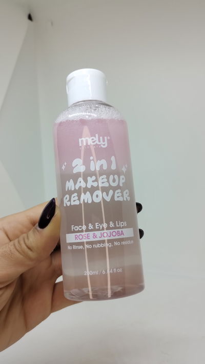 Agua micelar bifásica con agua de rosas y extracto de jojoba - MELY